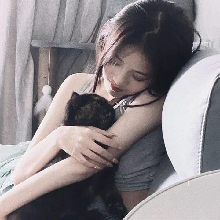 与彩云相遇2023
